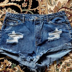 Windsor jean shorts!
